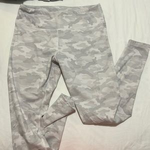 Glyder size M leggings grey army
